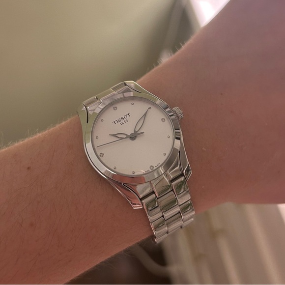 SOLD Silver Tissot watch with CZ detail - Picture 3 of 4